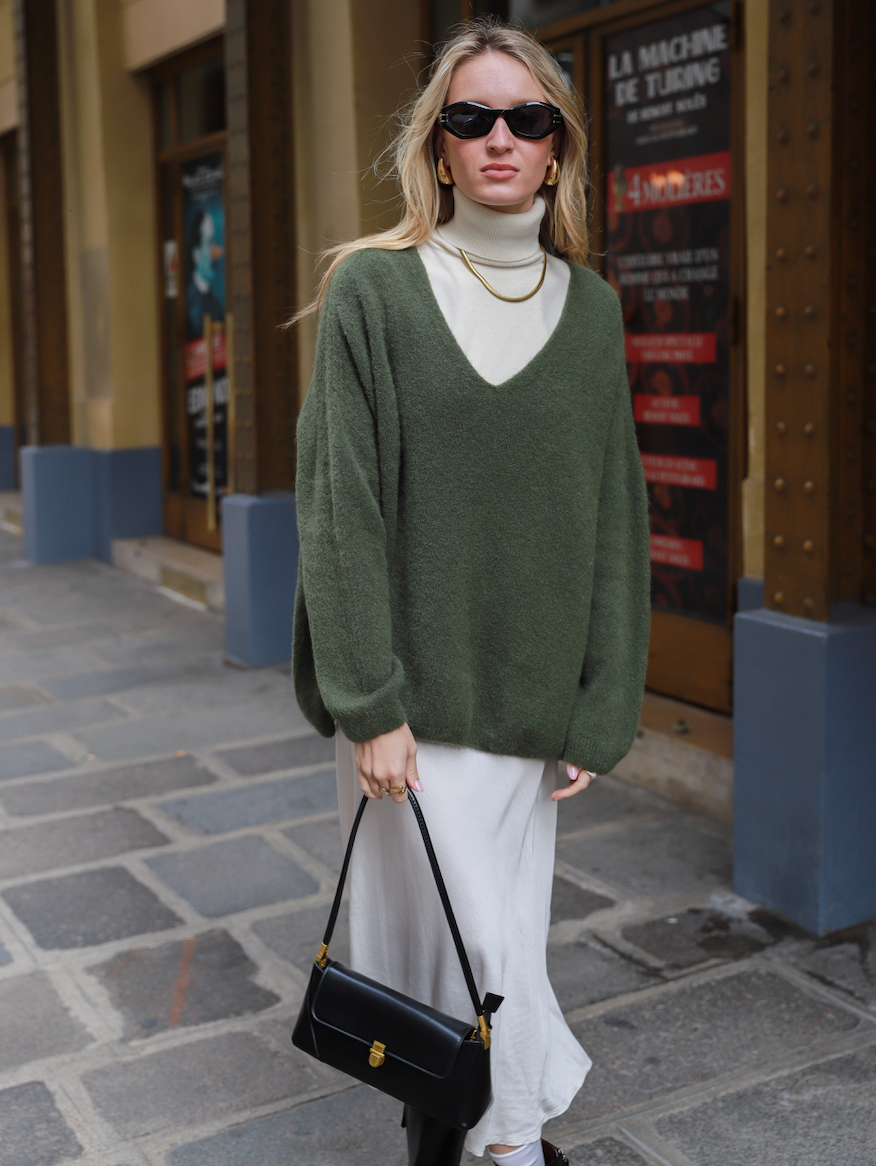 トップス Baby Alpaca Mix Deep V Neck PO Fluff Alpaca Classic V-Neck 100% Baby Alpaca Sweater | Fluff